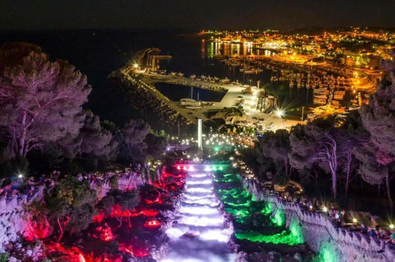 La Cascata monumentale Leuca: scopri quando vederla illuminata