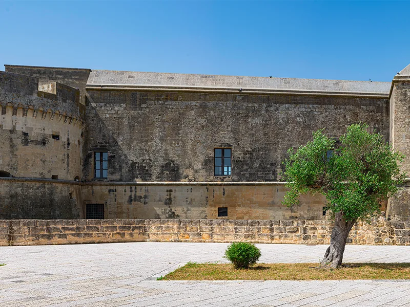 Scopri Acaya, la cittadella fortificata vicino Lecce