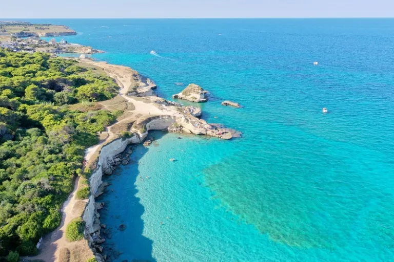 Conca Specchiulla: tra mare cristallino e natura selvaggia nel cuore del Salento