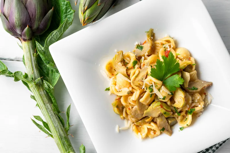 Orecchiette e carciofi brindisini IGP: un incontro di gusto tutto pugliese