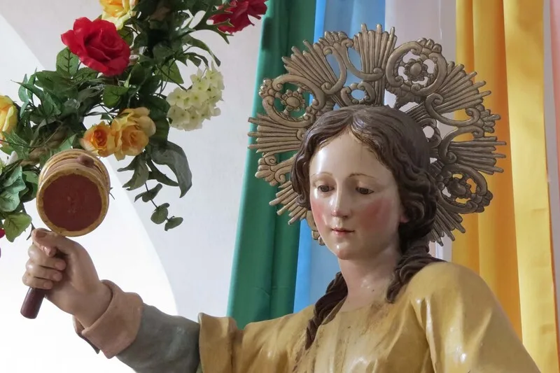 Santa Marina: la forza dei simboli tra fede, riti e antiche guarigioni salentine