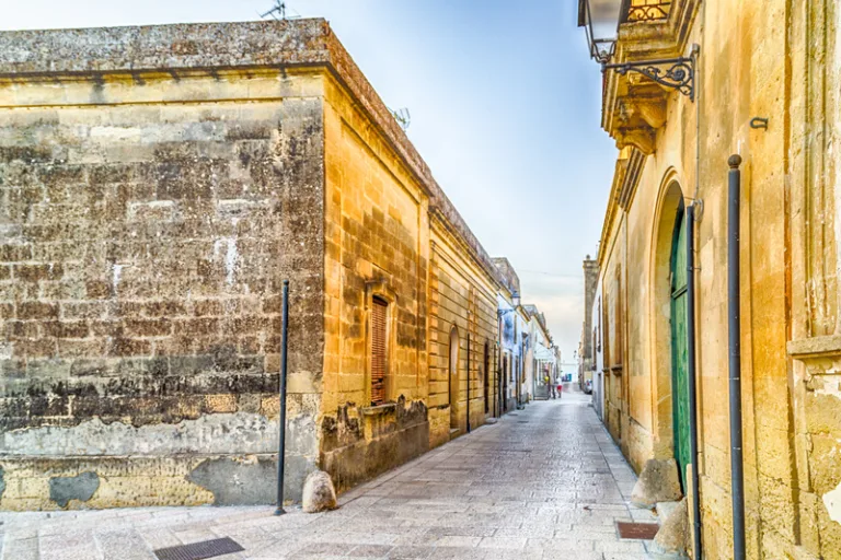 Veglie, un borgo salentino tra architetture antiche e campagne di ulivi